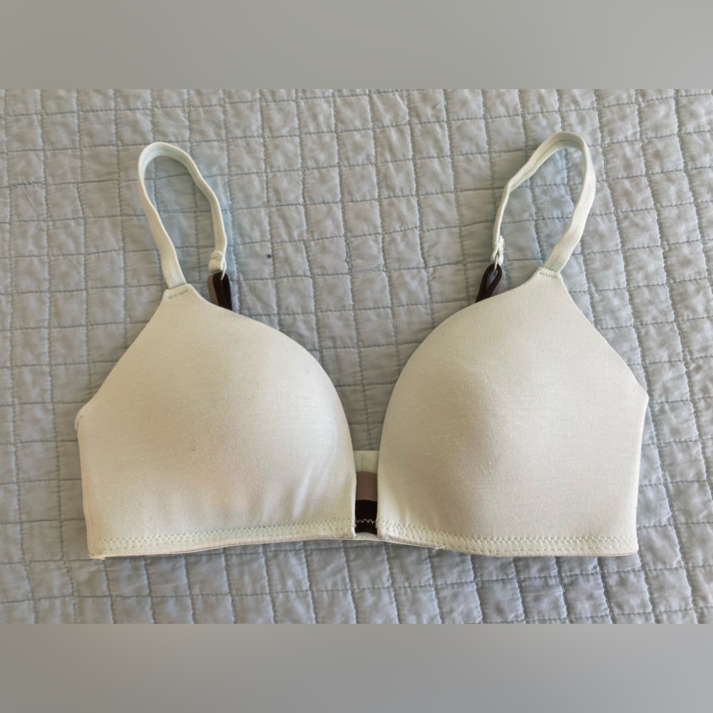 Plunge front bra
